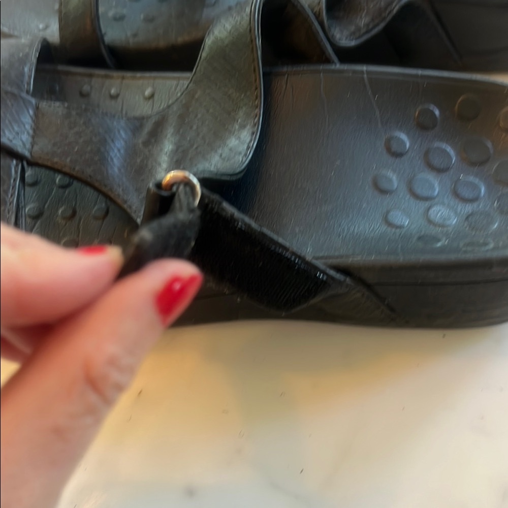Vionic Black Leather Sandals - image 3